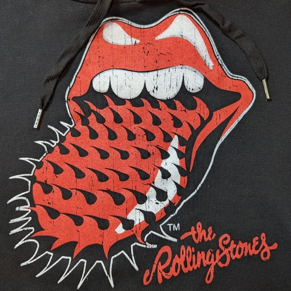 The Rolling 😛 Stones Crop Top Hoodie - Picture 9 of 9